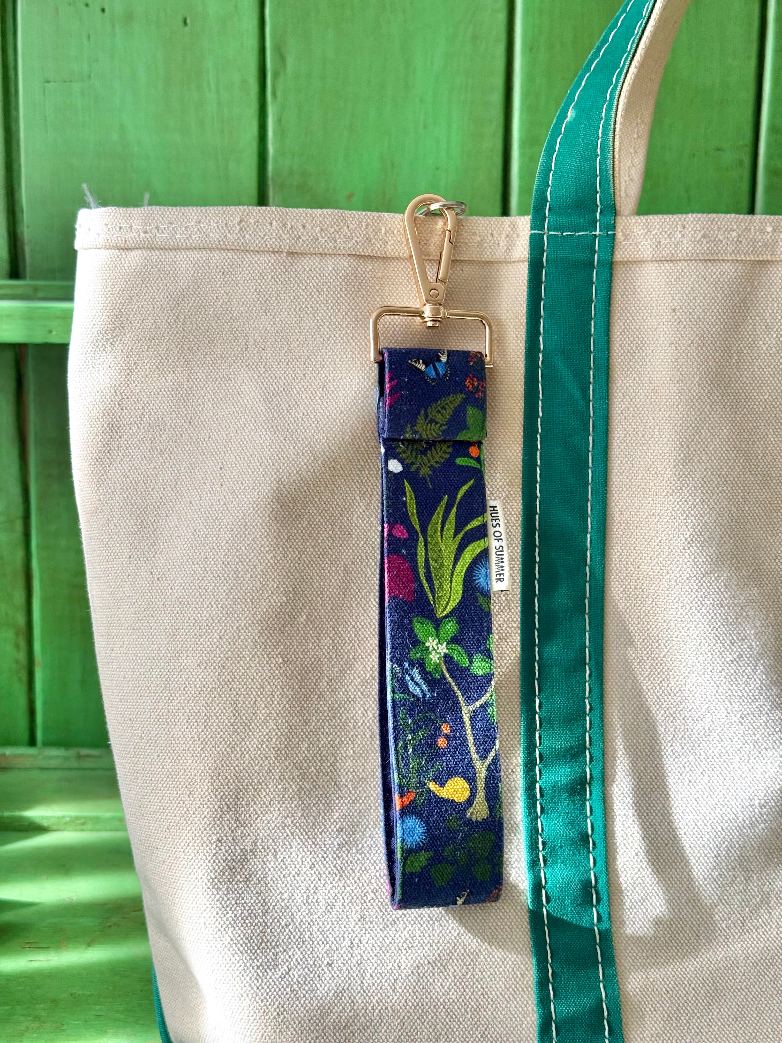 Wristlet | Bugs and Bloom