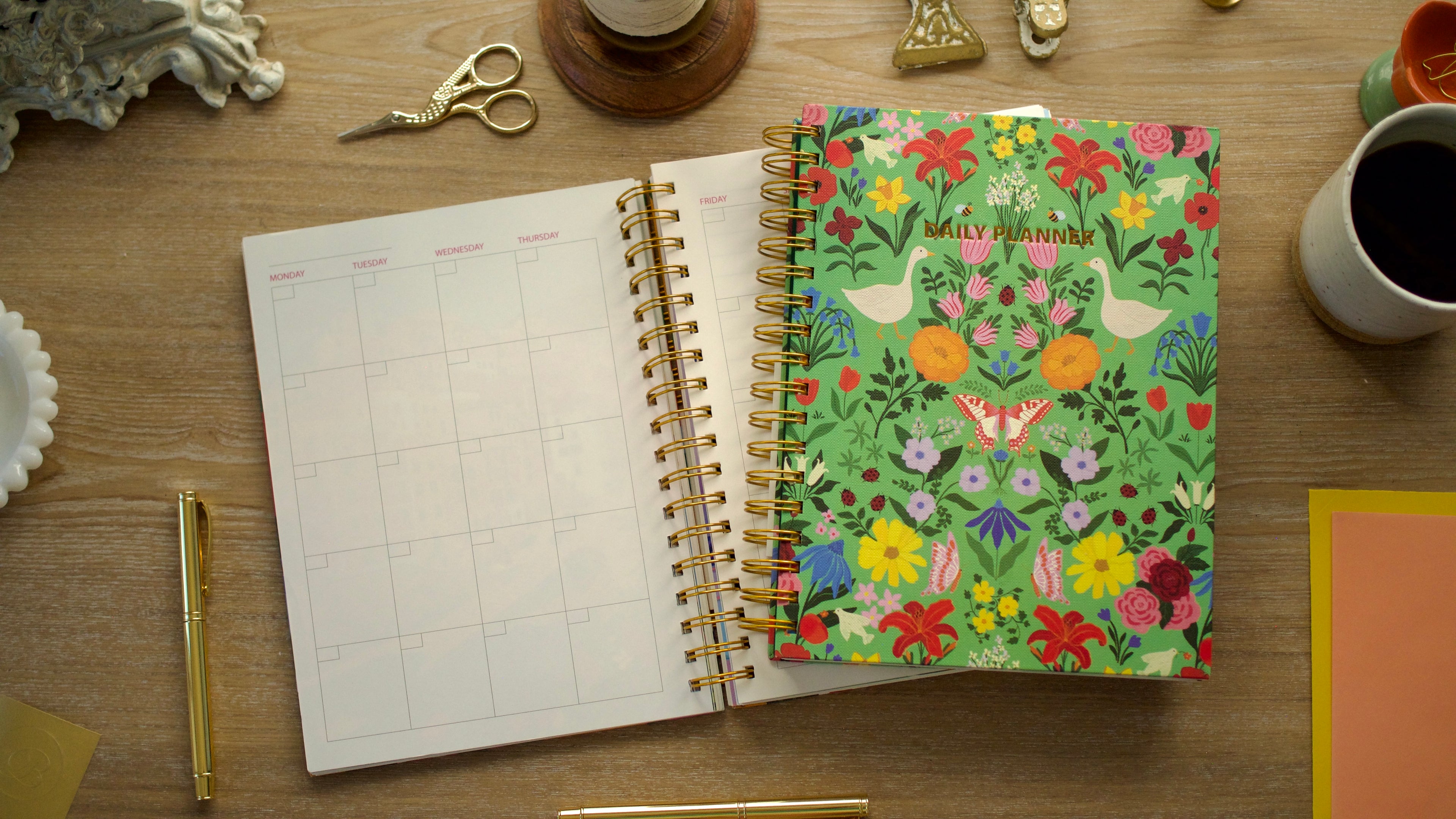 Undated Daily Planner | Garden Reverie
