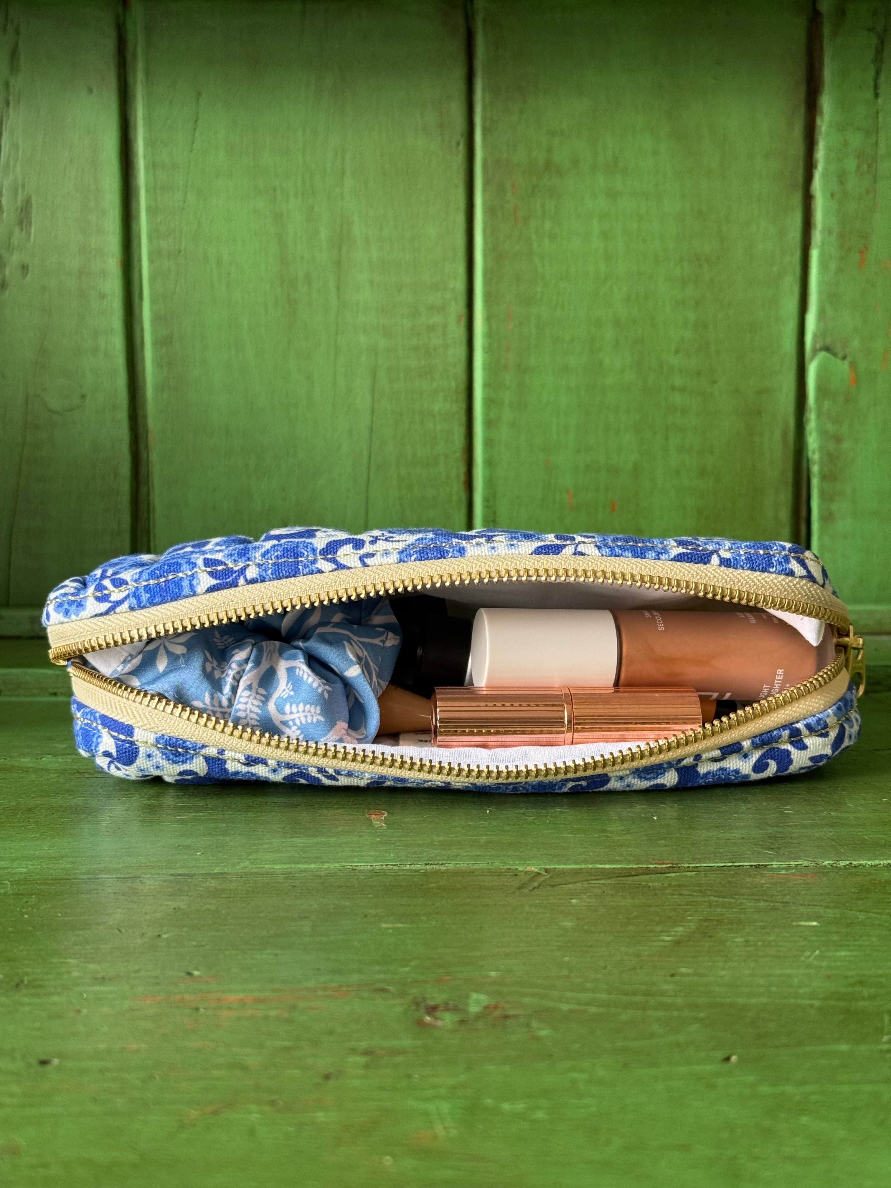 Cosmetic Pouch – Greek Florals